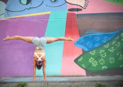 YOGAlicious Academy Lucie Beyer Handstand